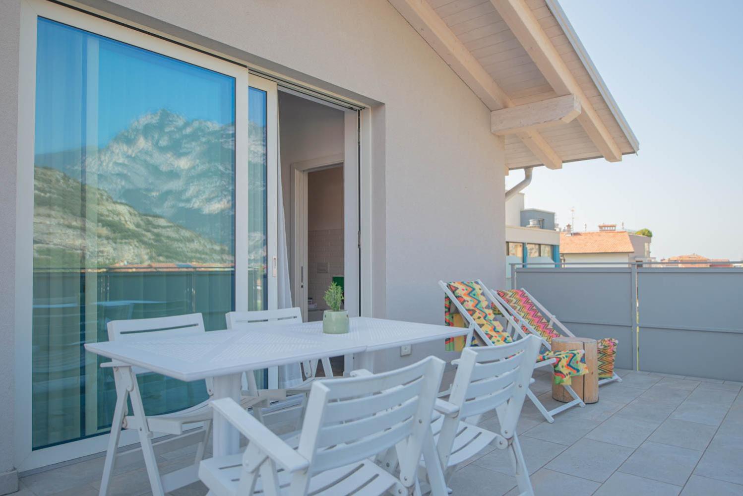 Glocal Torbole Torbole Sul Garda Exterior foto